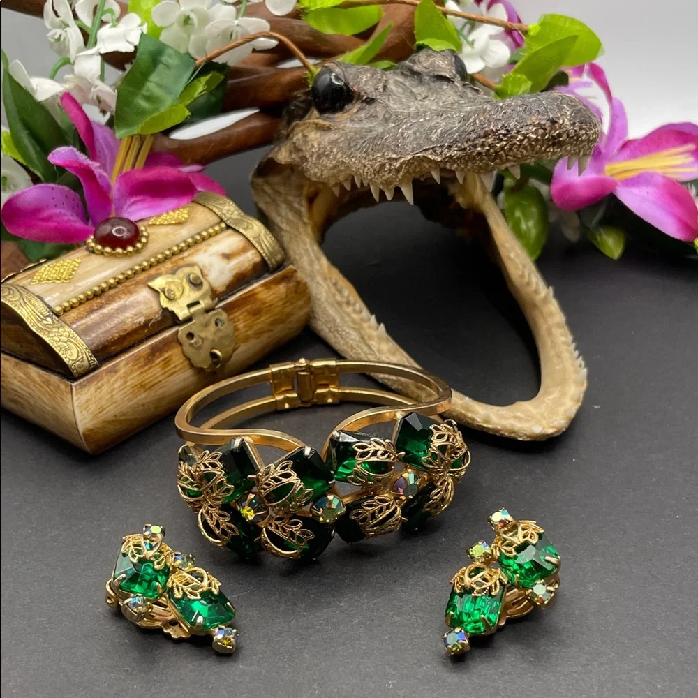 Juliana clamper bracelet and earring set vintage and verified - Picture 1 of 6